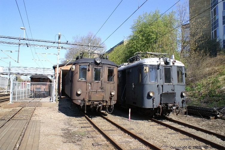 Tv ldre Roslagsbanetg