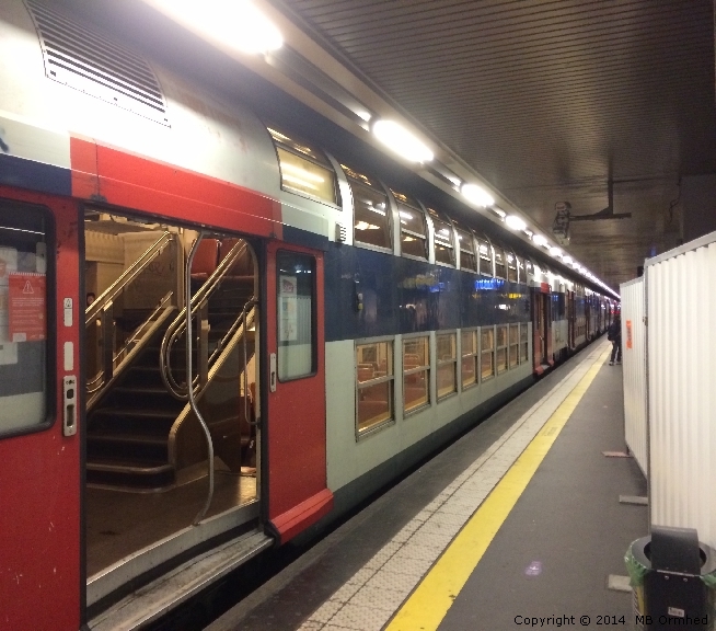 Ett pendeltg i Paris.