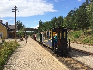 ngtget frn Mariefred har just anlnt till Lggesta Nedre.
Bilden tagen: 2014-08-15
Publicerad: 2014-11-23